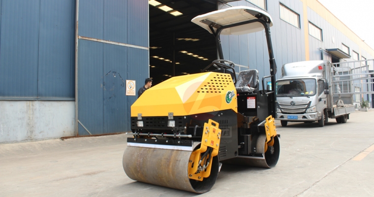 怎样包管小型压路机隔振性能？？？